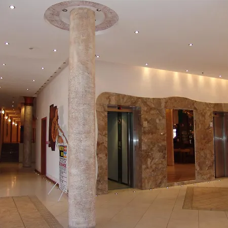 Poseidon 아파트호텔