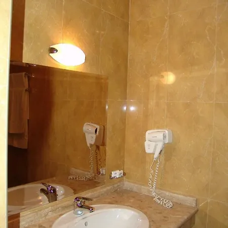 Poseidon 아파트호텔