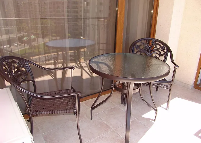 Poseidon 公寓式酒店 圣弗拉斯